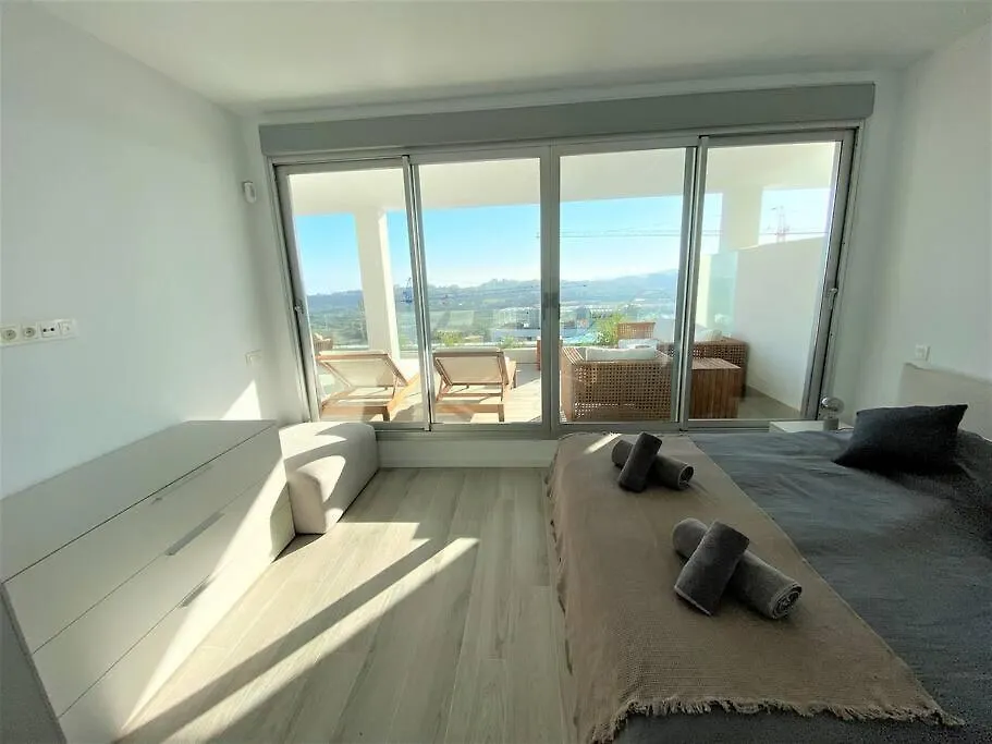 Luxurious Holiday Apartment Near Puerto Banus Estepona Spain