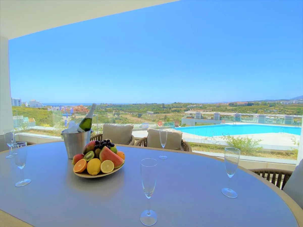 Luxurious Holiday Apartment Near Puerto Banus Estepona 0*,