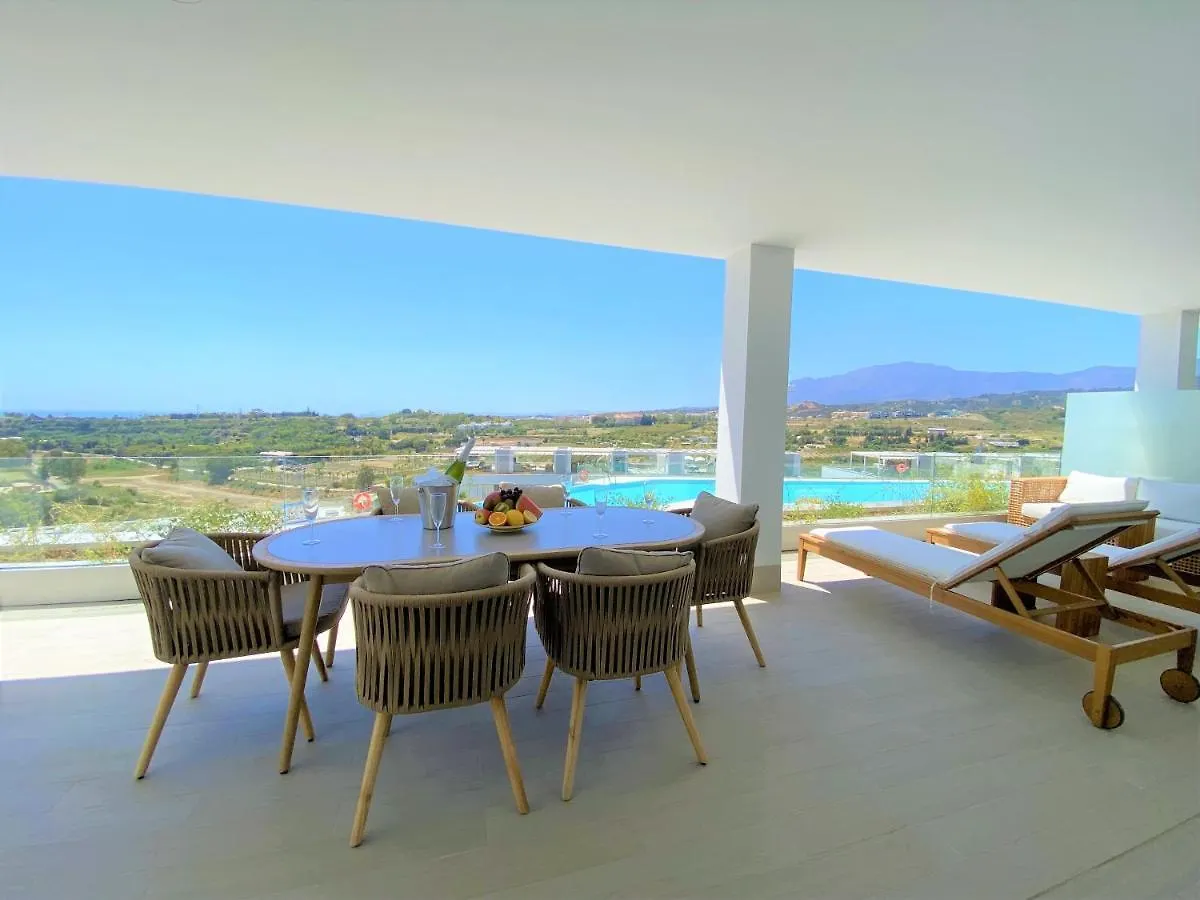 Luxurious Holiday Apartment Near Puerto Banus Estepona